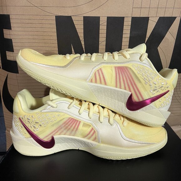 NEW Nike Sabrina 2 “Trust” Basketball Citron Yellow FQ2174-800 women size 8 - Picture 2 of 6